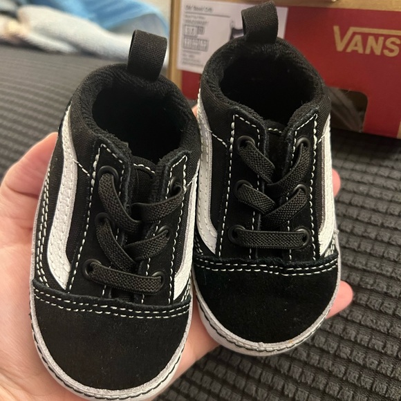 Baby Old Skool Crib Vans - Picture 3 of 3